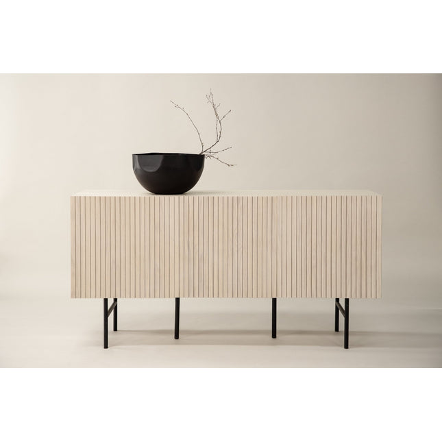 Björkön senkki 150 cm - valkolakattu / viilu - #KalusteDuo_#Huonekaluliike_Säilytyskaluste