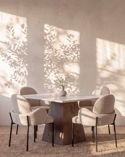 Cael ruokapöytä 120x120 mokka/kivenvärinen + Blom tuoli 4 kpl musta/beige - KalusteDuo_Huonekaluliike_Ruokailuryhmä