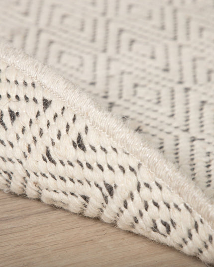 Julana villamatto - ø200 - beige - KalusteDuo_Huonekaluliike_Matto