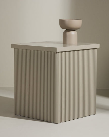 Lenox sivupöytä 40x40x45 cm - beige - KalusteDuo_Huonekaluliike_Pöytä
