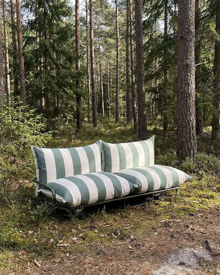 Mollis Lounge 2‑istuttava ulkosohva - 3 eri väriä - KalusteDuo_Huonekaluliike_ulkosohva