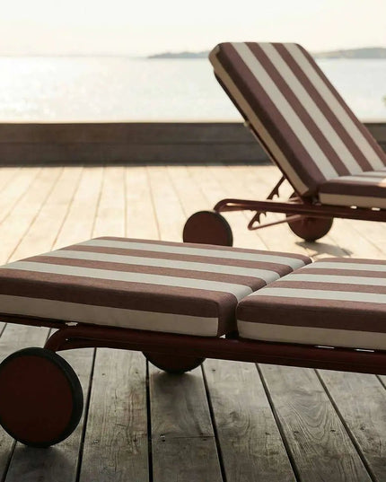 Mollis Sunbed Chestnut - aurinkosänky ulkokäyttöön - KalusteDuo_Huonekaluliike_Aurinkovuode